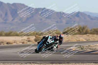 media/Dec-06-2025-CVMA (Sat) [[4a896cc04c]]/Race 8- Formula 40 MW and LW/